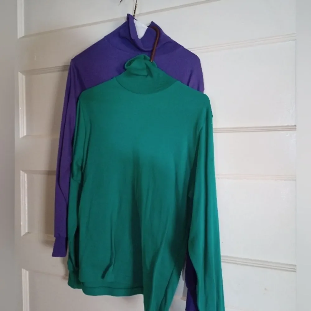 LL Bean women's turtleneck size 8, lot of two, one green one blue